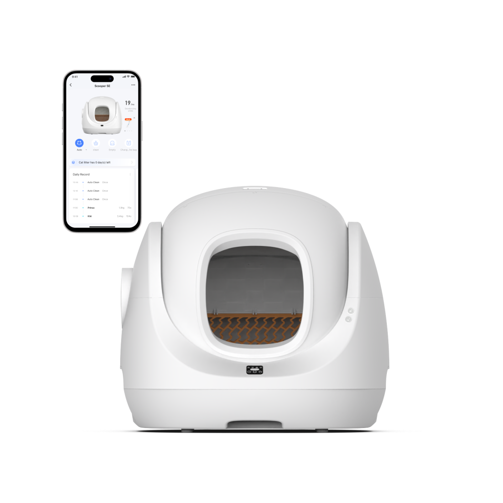 White CATLINK Scooper SE enclosed rotating litter-box render, front view, with an app-screen graphic at upper left.